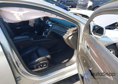 2014 Cadillac Xts Luxury z USA, uszkodzony, nr VIN 2G61M5S37E9140091